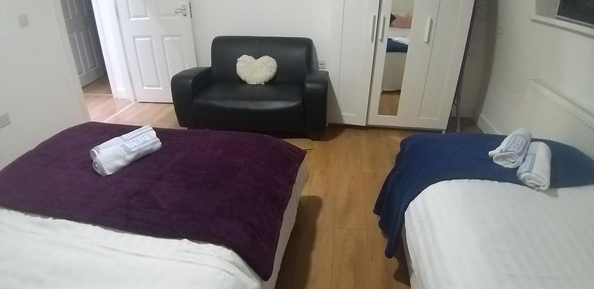 Simply Relax,1 Eastham London 아파트 객실 사진